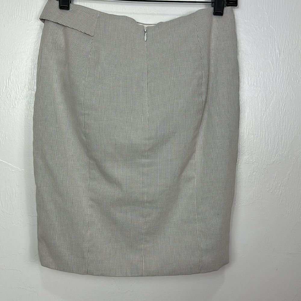 Poleci Gray White Striped Faux Wrap Pencil Midi Skirt Size 8 - Picture 2 of 10